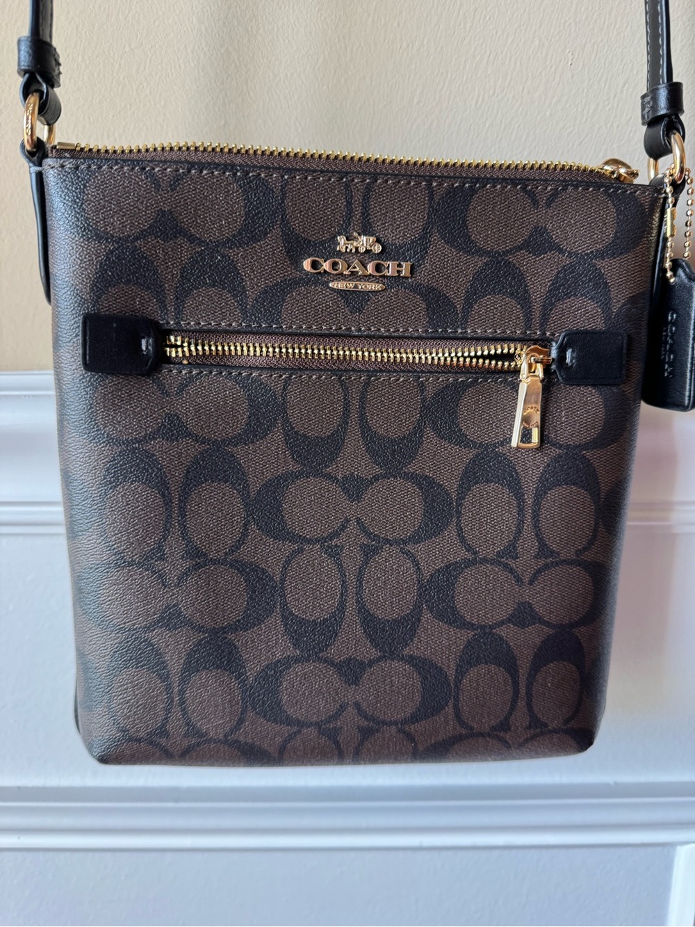 Coach Signature Brown Black Crossbody Bag Gold Hardware